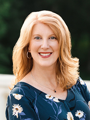 Rev Robin Crews headshot