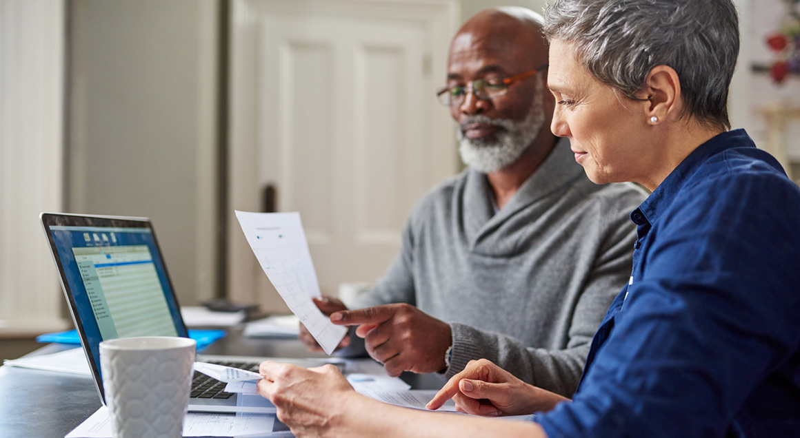 Stock Couple planning retirement 72px